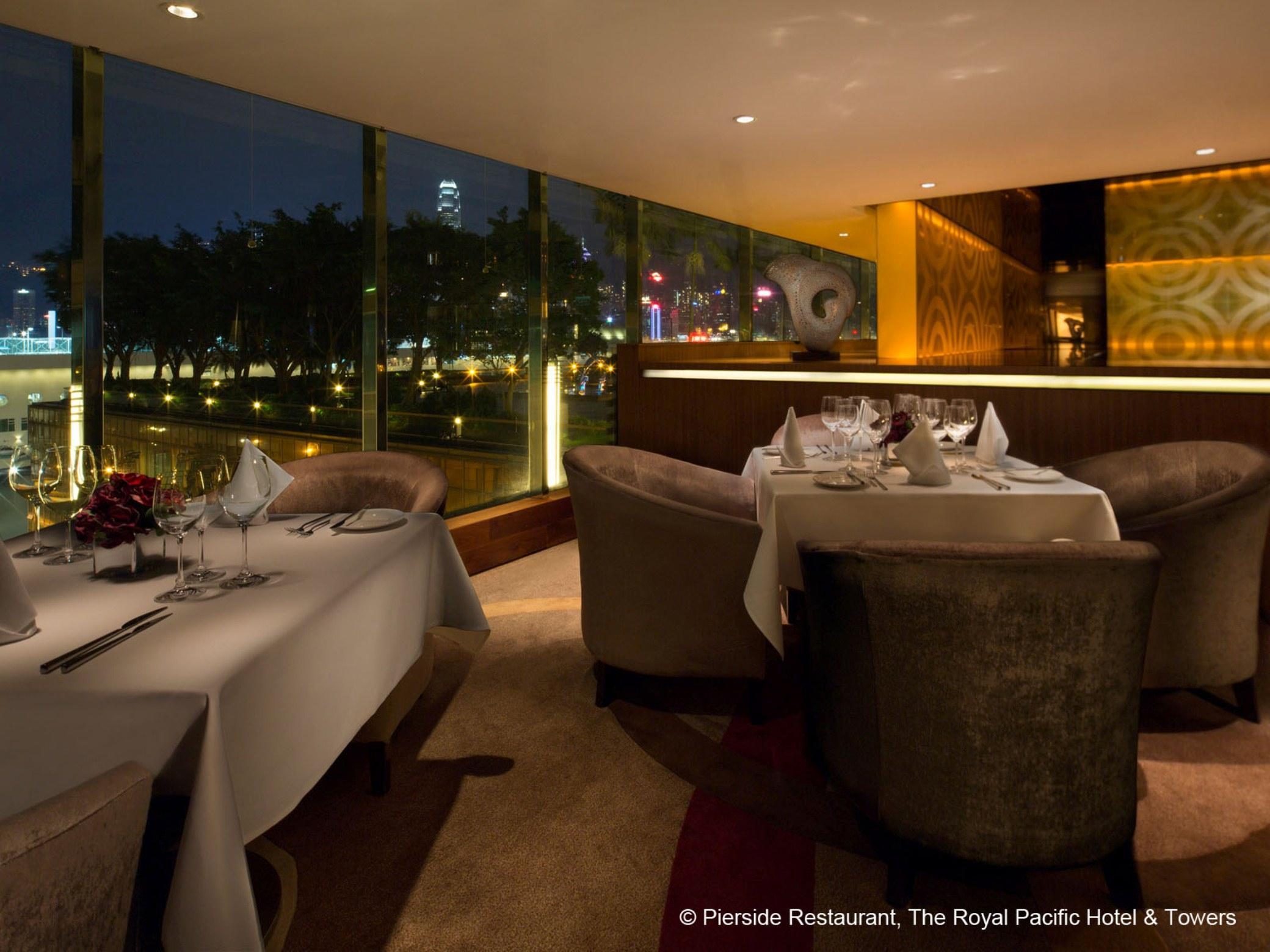 The Royal Pacific & Towers 酒店
