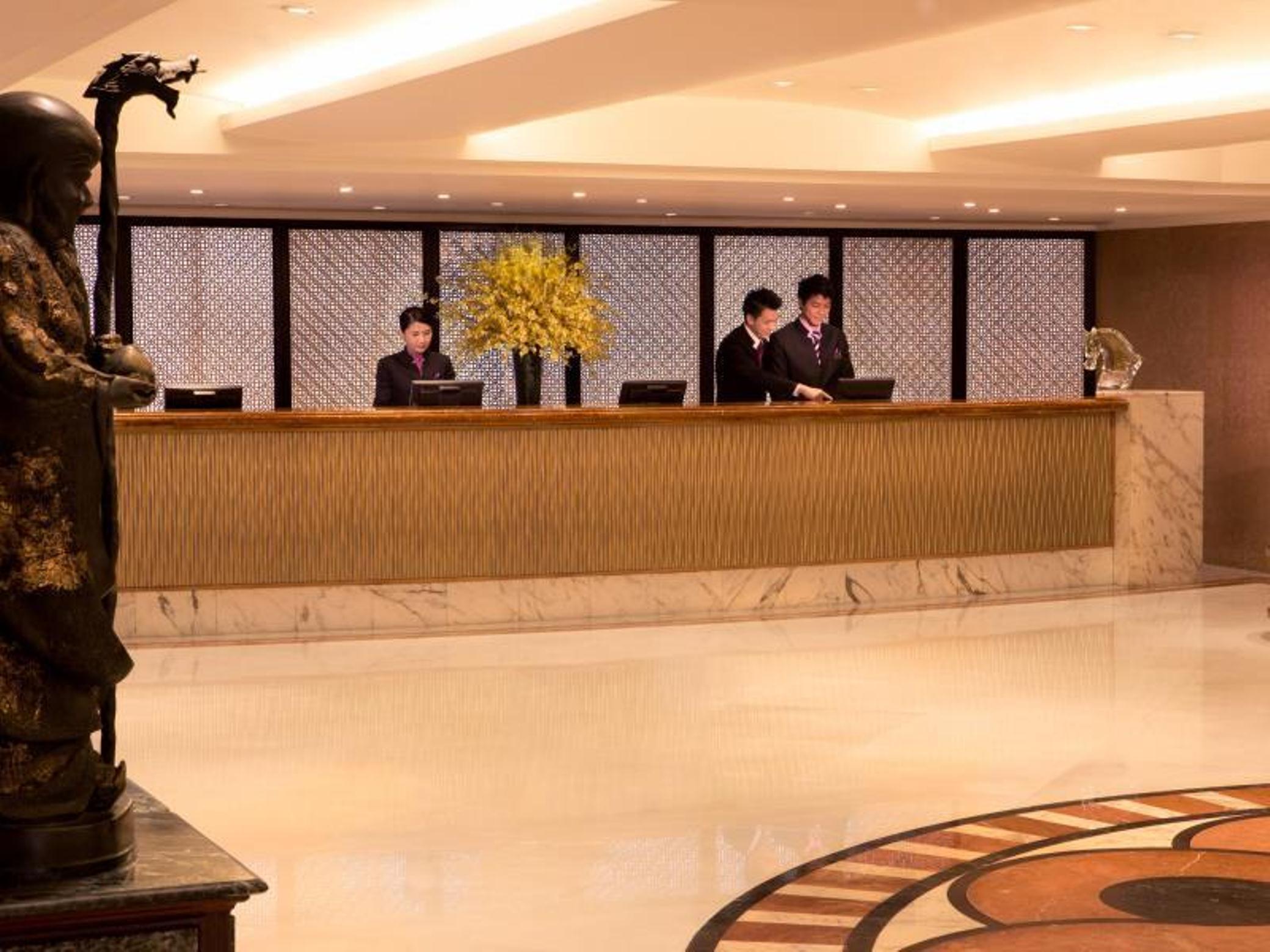 The Royal Pacific & Towers 酒店 4*