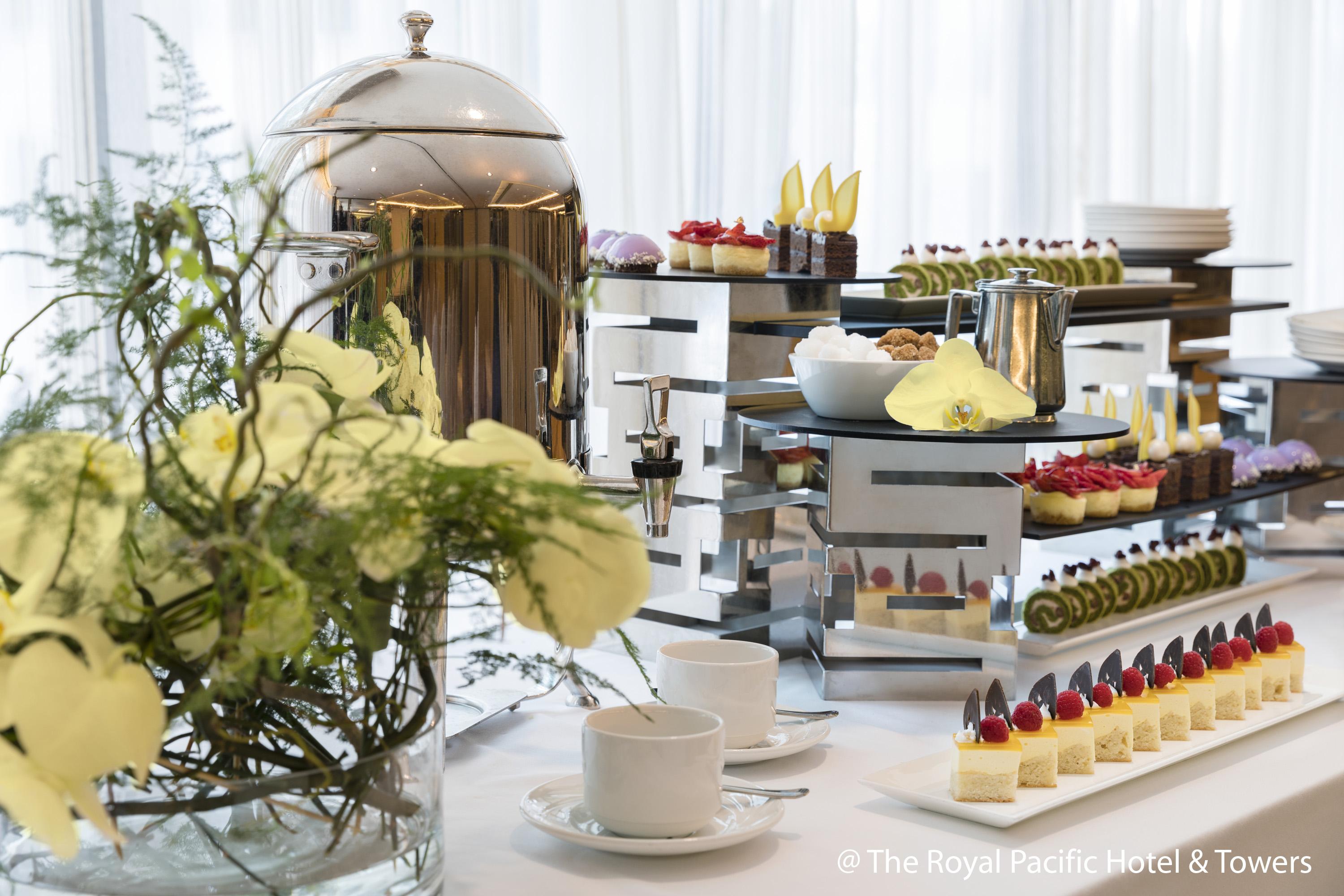 The Royal Pacific & Towers 酒店
